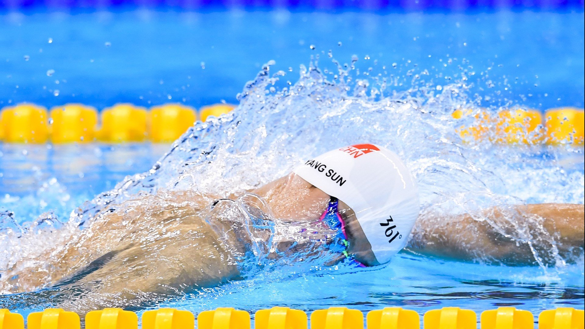 国家队在赛后评估中确定若干战术修正方向，国家队战绩